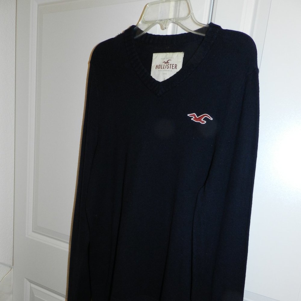 VINTAGE Hollister California- Y2K V-Neck Cardigan Sweater Navy  Blue-Size L